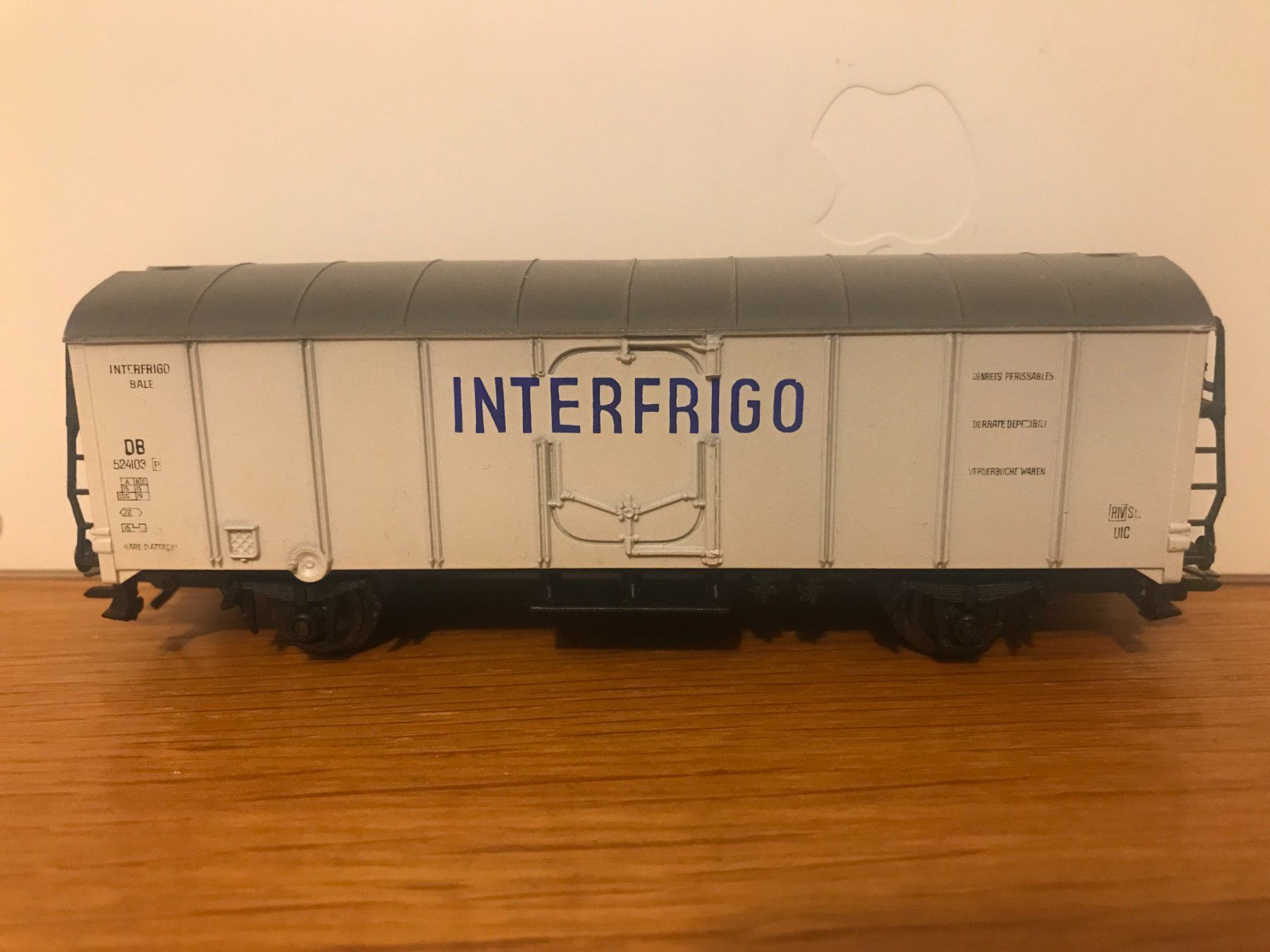 Pocher Modellini di ferrovie: Pocher DB Kühlwagen Interfrigo – Usato da Luzern venduto da mey_s13