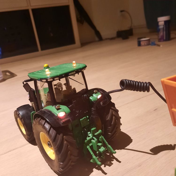 Siku 850 Ferngesteuerter Traktor
