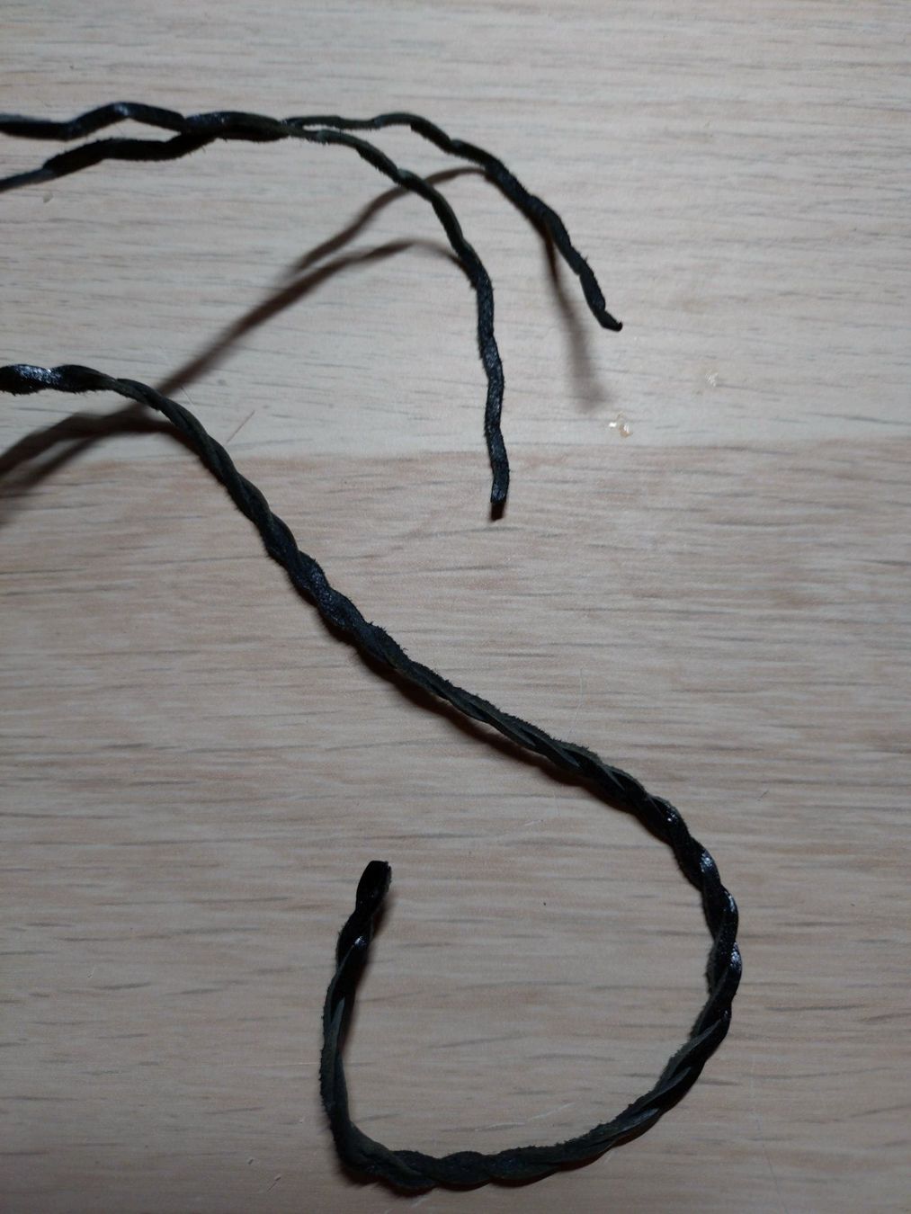 Anhänger: Kunstlederband mit Ornament – Gebraucht aus Baar von sve_6nbd 3