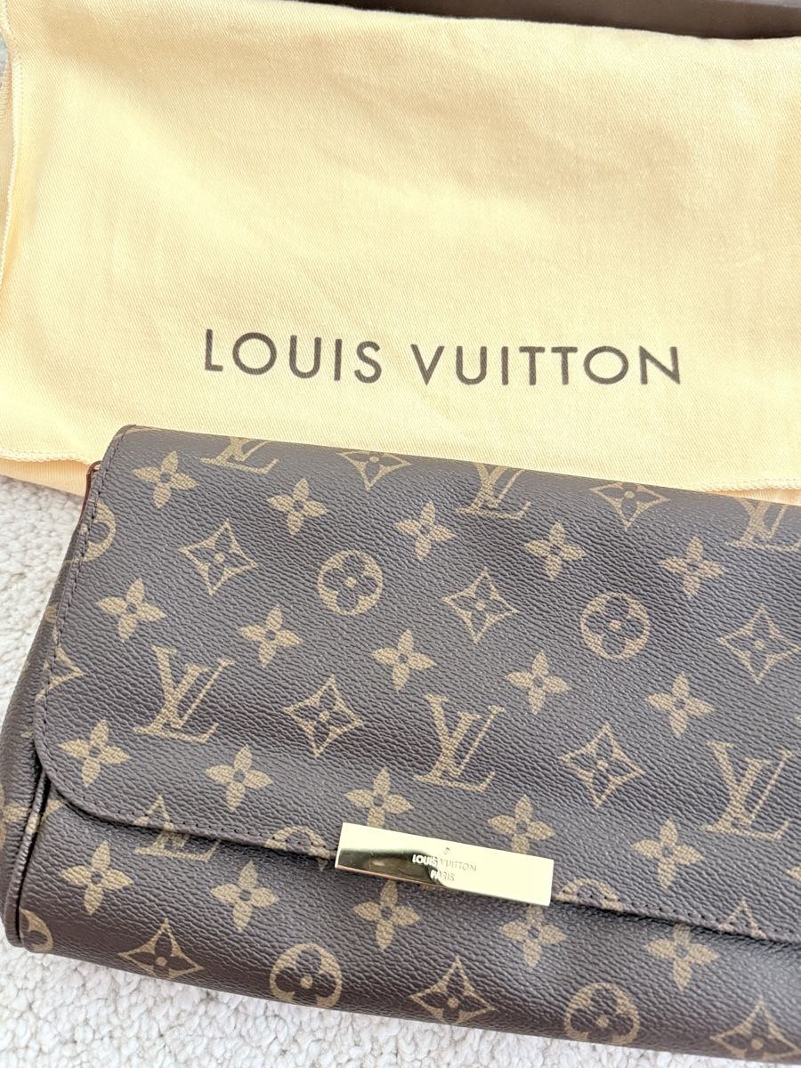 Louis Vuitton Borse da donna: Louis Vuitton favorite MM – Nuovo e nell'imballaggio originale da Zürich venduto da ken_n7dn 8