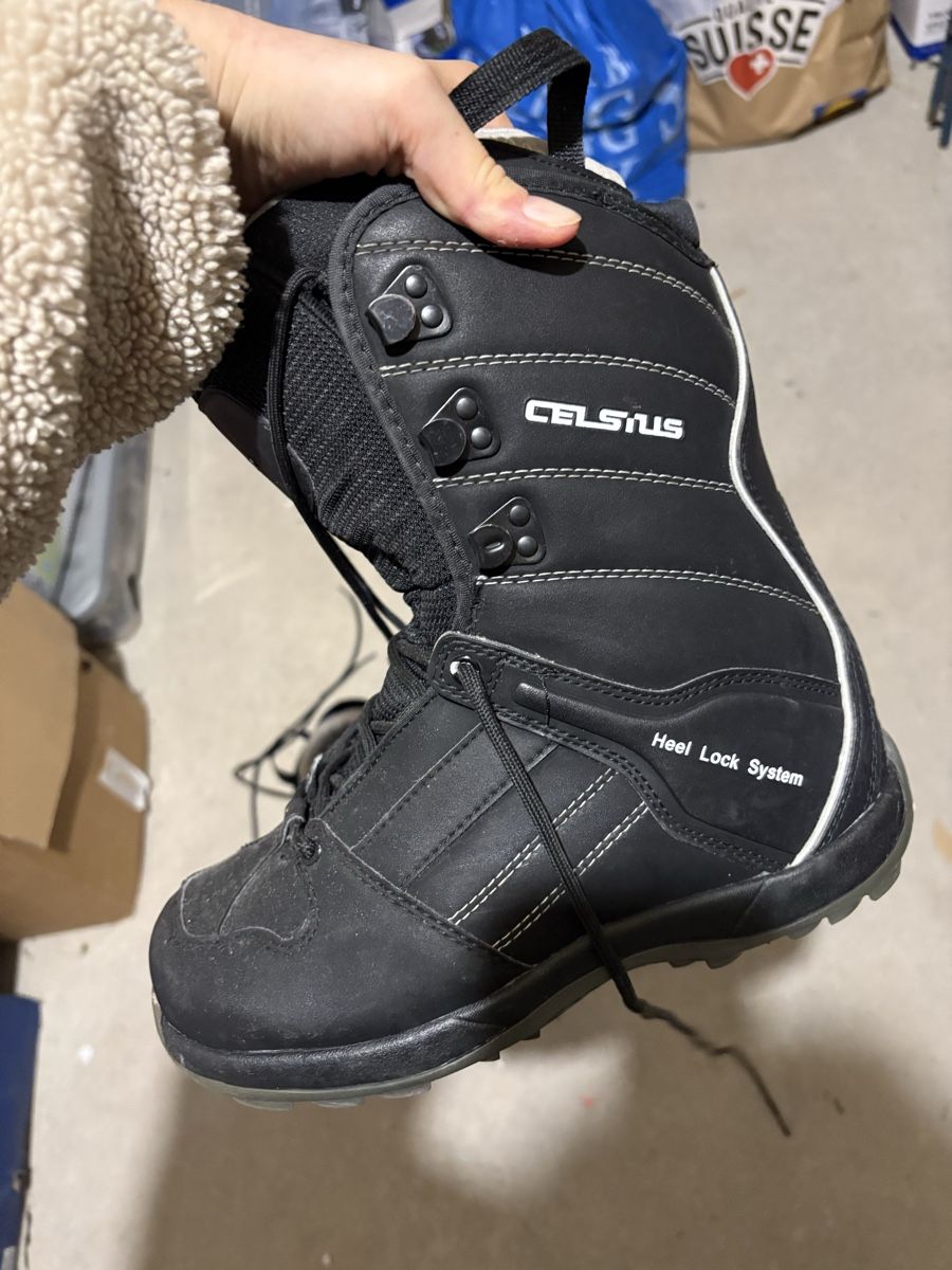 Herrenschuhe: Celsius Snowboard-Boots schwarz – Gebraucht aus Lichtensteig von lau_2999 2
