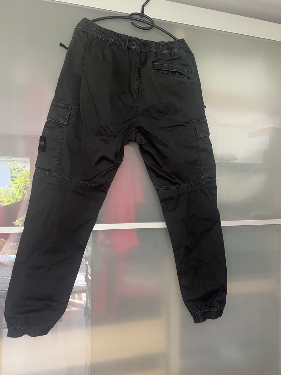 Stone Island Pantaloni: Stone Island Cargo Hose – Usato da Zürich venduto da liv_5zqt 1