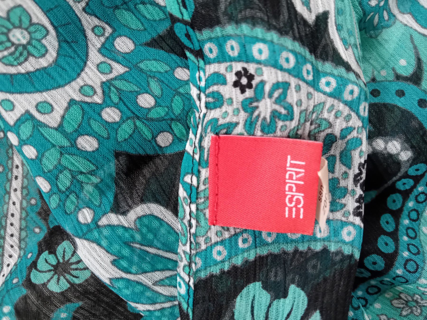 Esprit Foulard & Sciarpe: Superbe paréo de la marque Esprit – Nuovo (secondo la descrizione) da Rüthi (Rheintal) venduto da titlis07 1