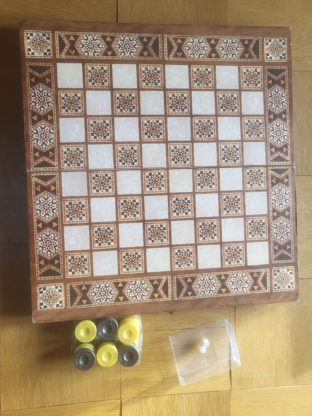 Jeux: Backgammon Spielbrett Holz – D'occasion à Untersiggenthal par vonberner 2
