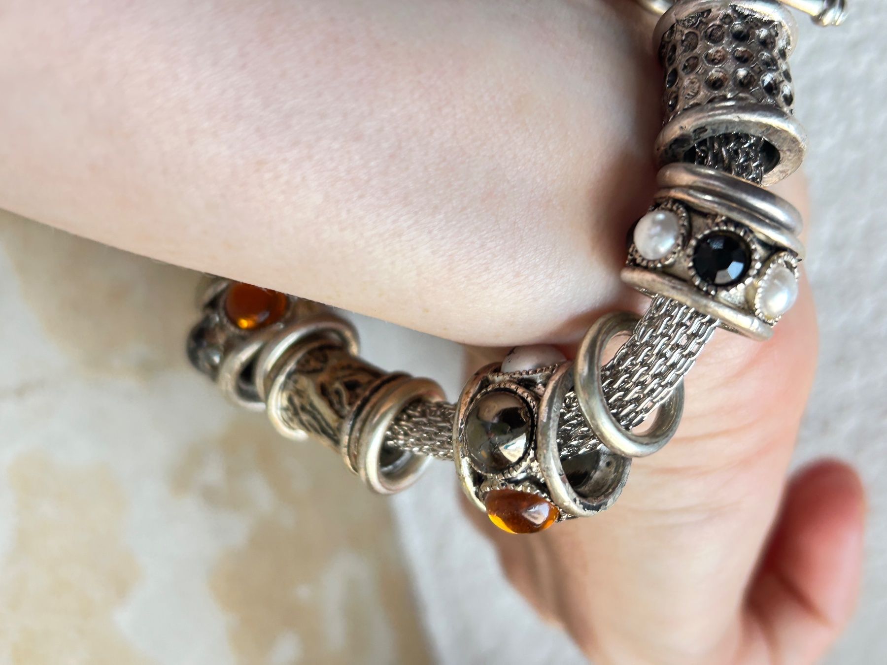 Bracciali & Braccialetti: ARMBAND orange-schwarz – Usato da Laufen venduto da Bellebellezza 4