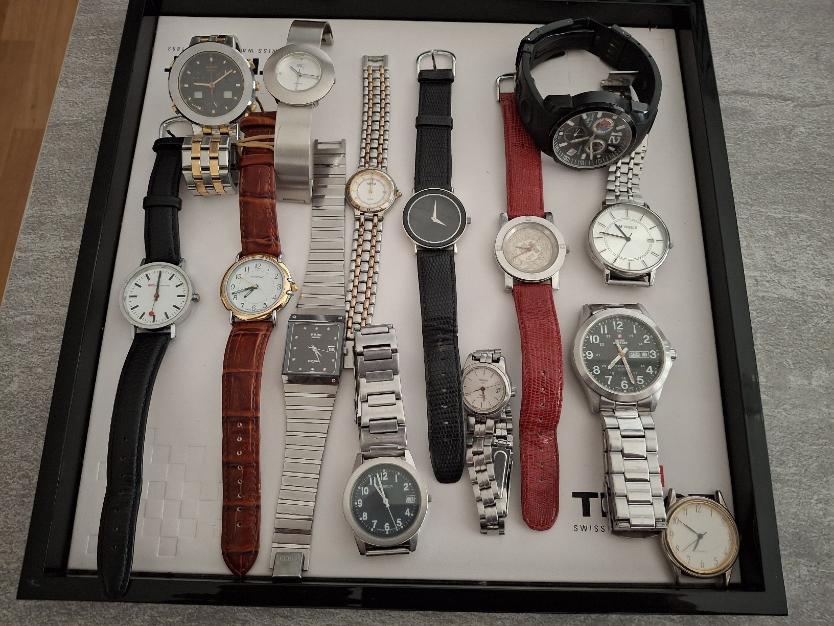 Rado Orologi: Uhrenlot 14,Stk  Ab,1.- Chf. – Difettoso da Reiden venduto da Flomy-72