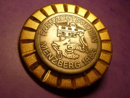 MENZBERG 1983 GOLD