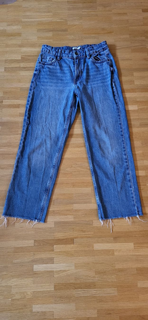 Pantaloni: Jeans 7/8 Mädchen 14 Jahre – Usato da Oberwil BL venduto da Manue1974