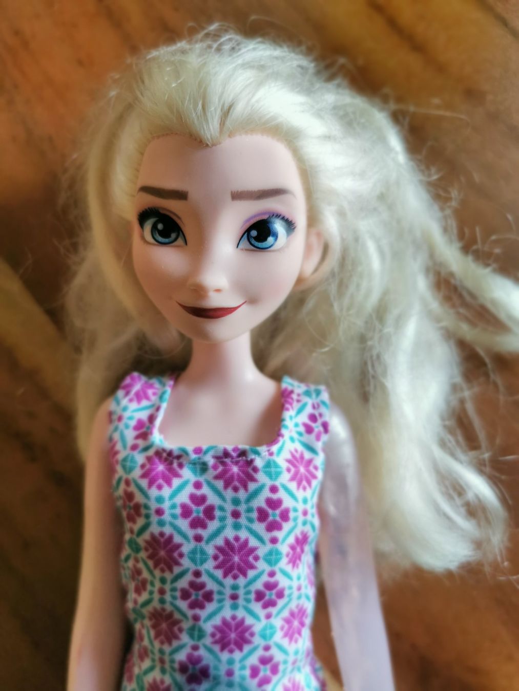 Disney Bambole: Puppe Disney Die Eiskönigin - Elsa – Usato da Boniswil venduto da Totomat-Lady2 1