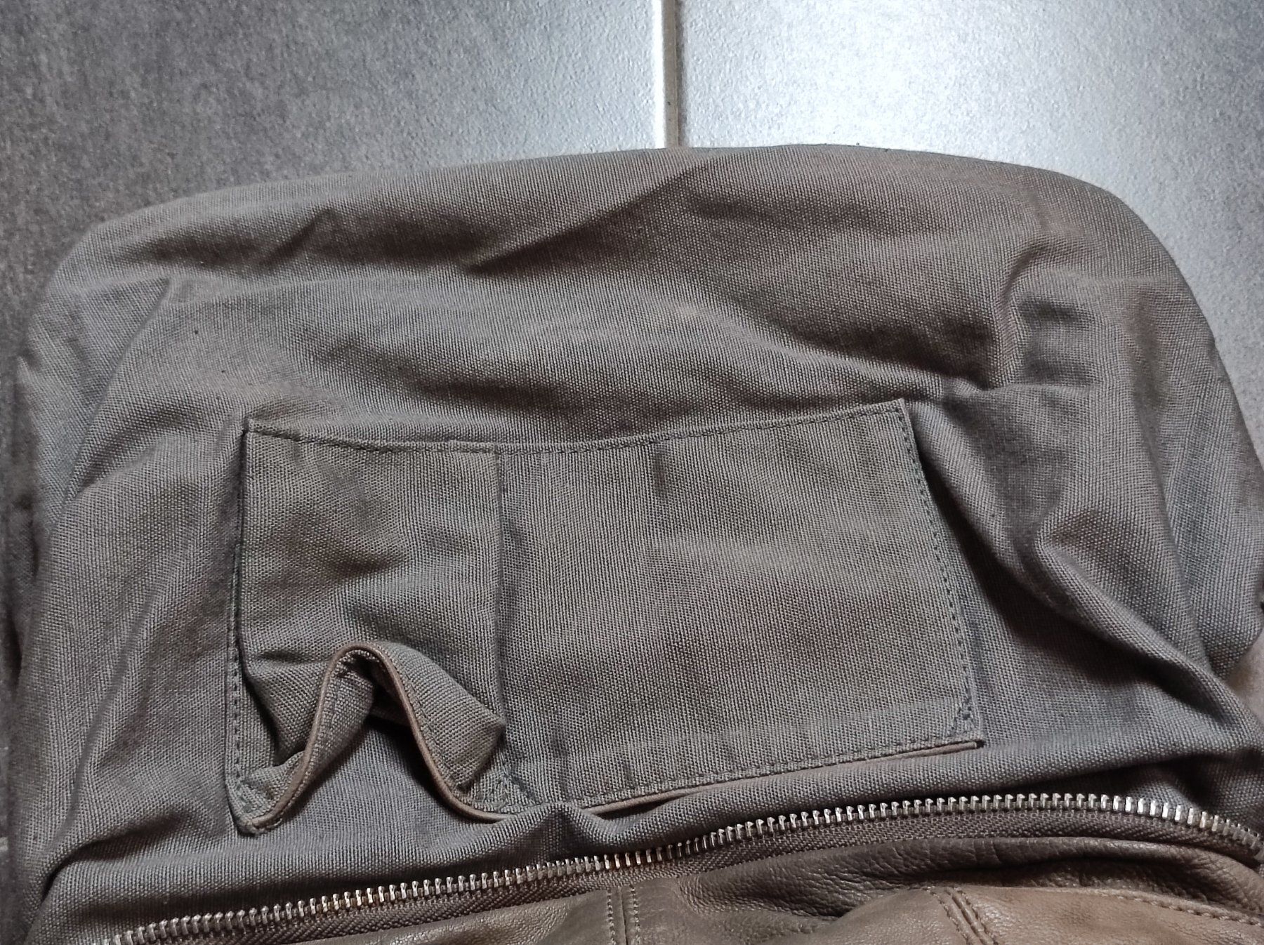 Liebeskind Borse da donna: Tasche / Schultertasche von Liebeskind – Usato da Wohlen AG venduto da Tikale 4