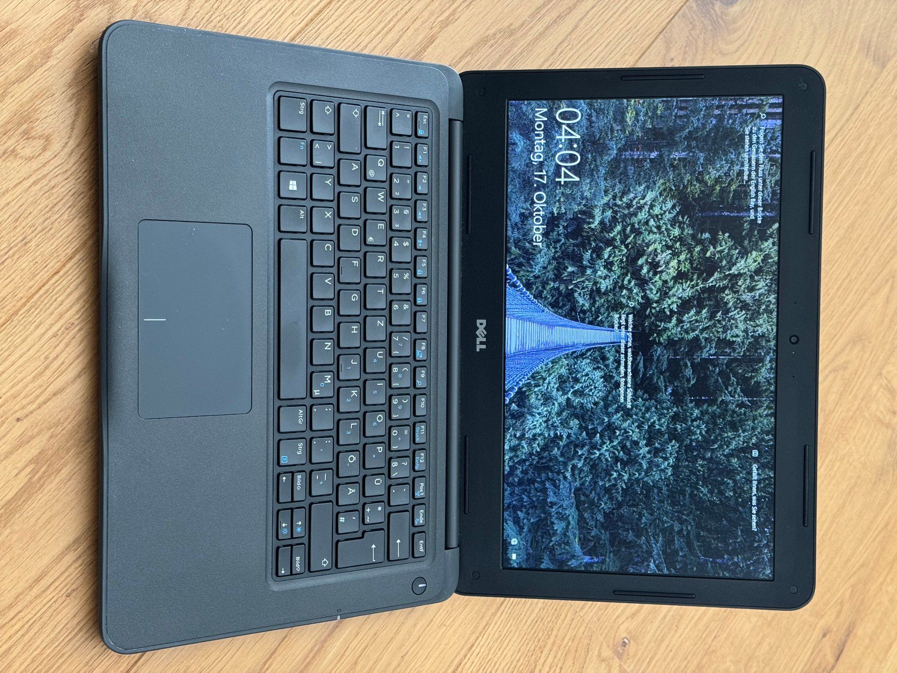 Dell Notebooks: Notebook Dell Latitude 3380 13.3" – Gebraucht aus Bachenbülach von  4