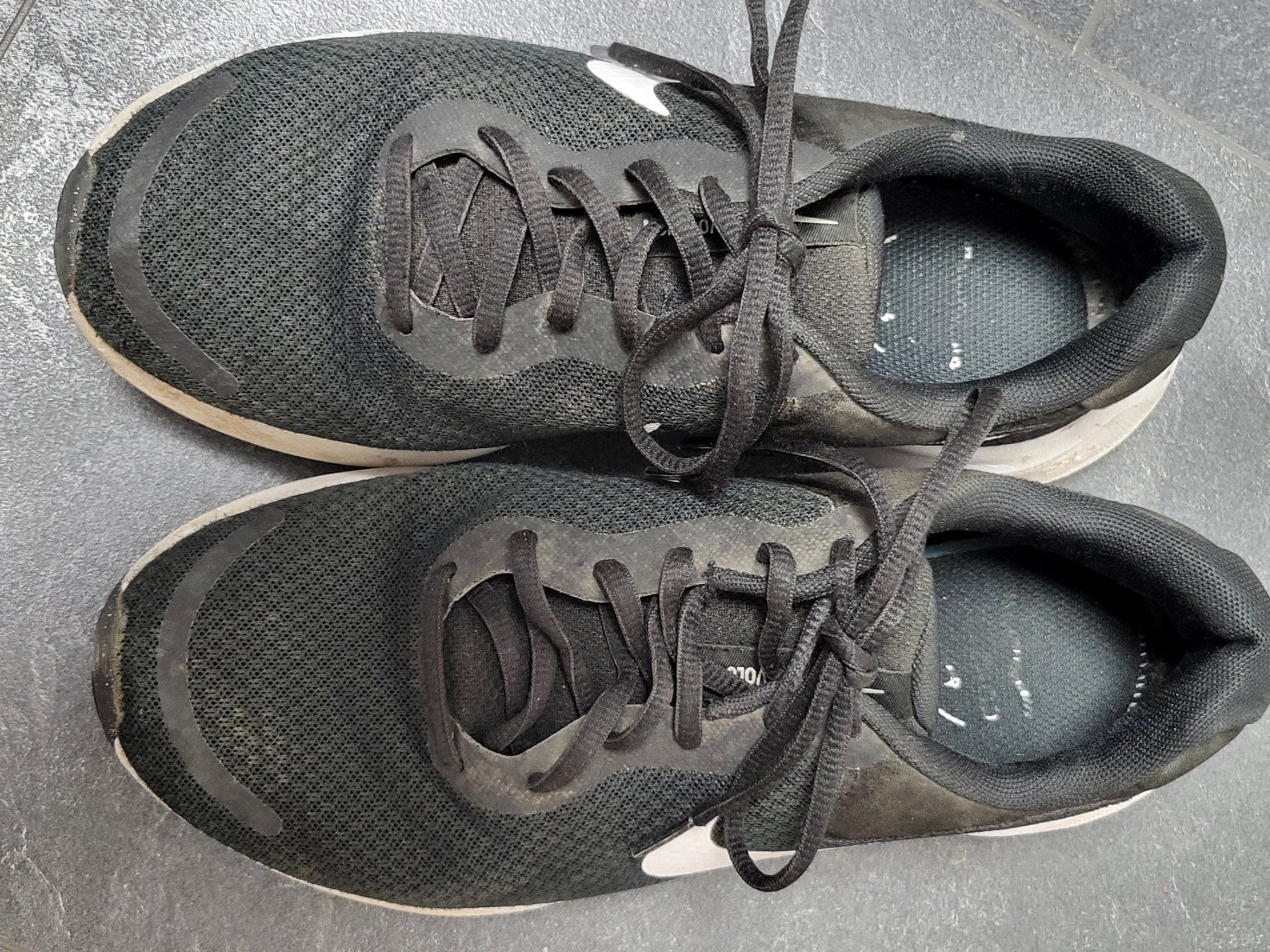 Nike Scarpe da uomo: Nike Turnschuhe Gr. 38.5 – Usato da Staufen venduto da BeatriceI 2