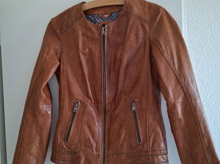 Damen Lederjacke Q-21 braun perforierte Details