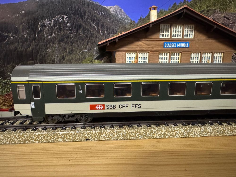 Märklin H0 4123 - SBB D-Zugwagen 1.KL A4 85 10-73 076-7 /OVP | Kaufen ...
