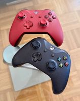 2x Xbox Wireless Controller (schwarz & rot)