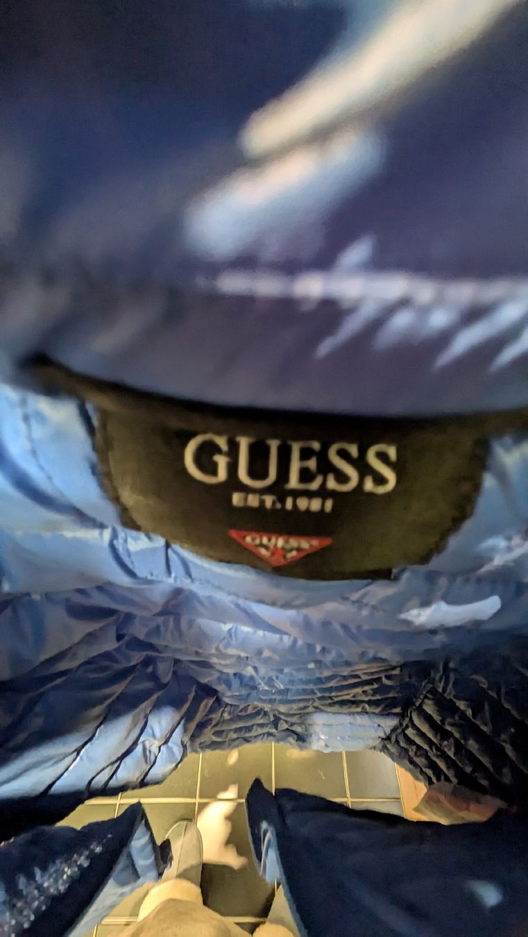 Guess Giacche: Guess Padded Jacket Blue, Size M, ladies, Spring time 48 – Usato da Zürich venduto da yan_8lg2 2