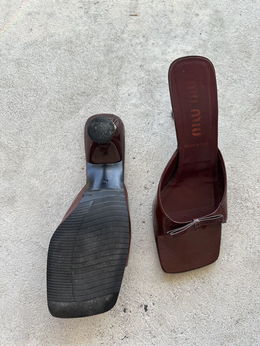 Miu Miu Damenschuhe: Miu Miu heels bordeux – Neu (gemäss Beschreibung) aus Stein AG von aca_b5vr 1
