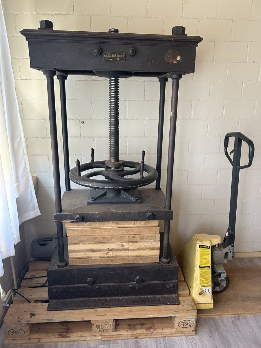 Tutte le macchine: Spindelpresse antik – Usato da Möhlin venduto da gab_9gy9