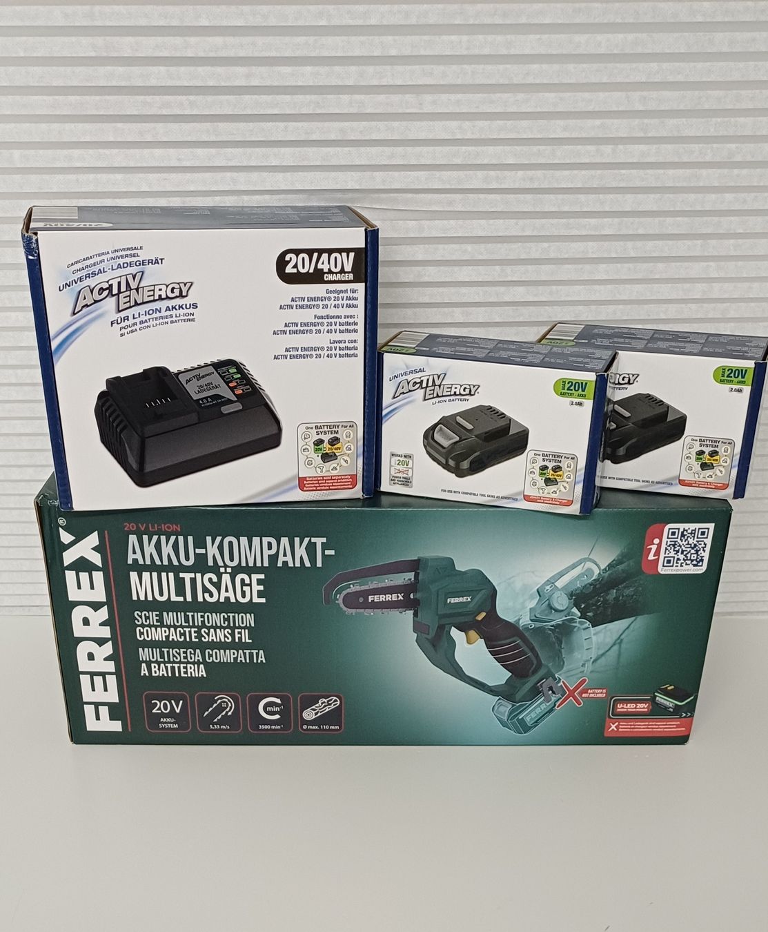 Ferrex Tutti gli attrezzi: Kettensäge mit Ladegerät und 2 Akkus Aldi Ferrex – Nuovo e nell'imballaggio originale da Grosswangen venduto da Geschenkberatung