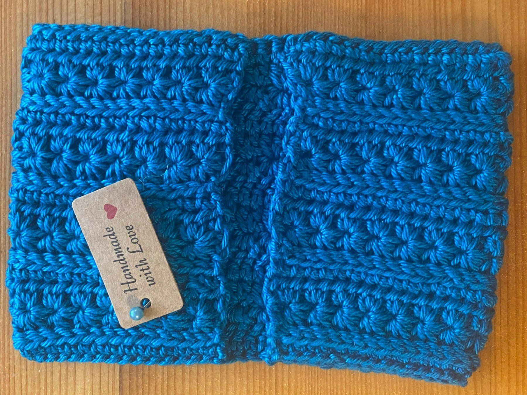 Autres vêtements & accessoires: ETUI-TÜRKIS,HANDGESTRICKT – Neuf avec emballage d'origine à Meienried par ManuelaBoutique 3