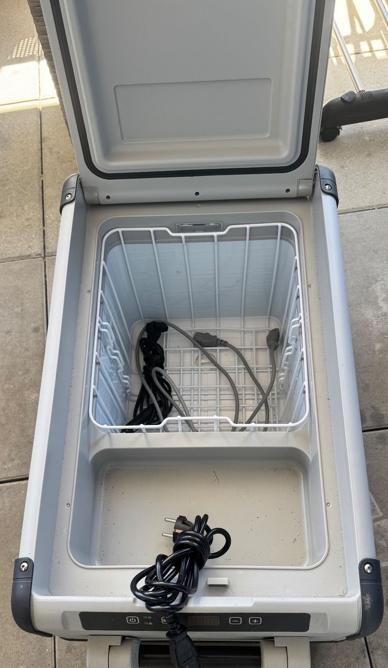 Dometic Frigoriferi & Refrigeratori: Glacière à compression Dometic CoolFreeze CFX35W – Usato da Estavayer-le-Lac venduto da car_gt66 1
