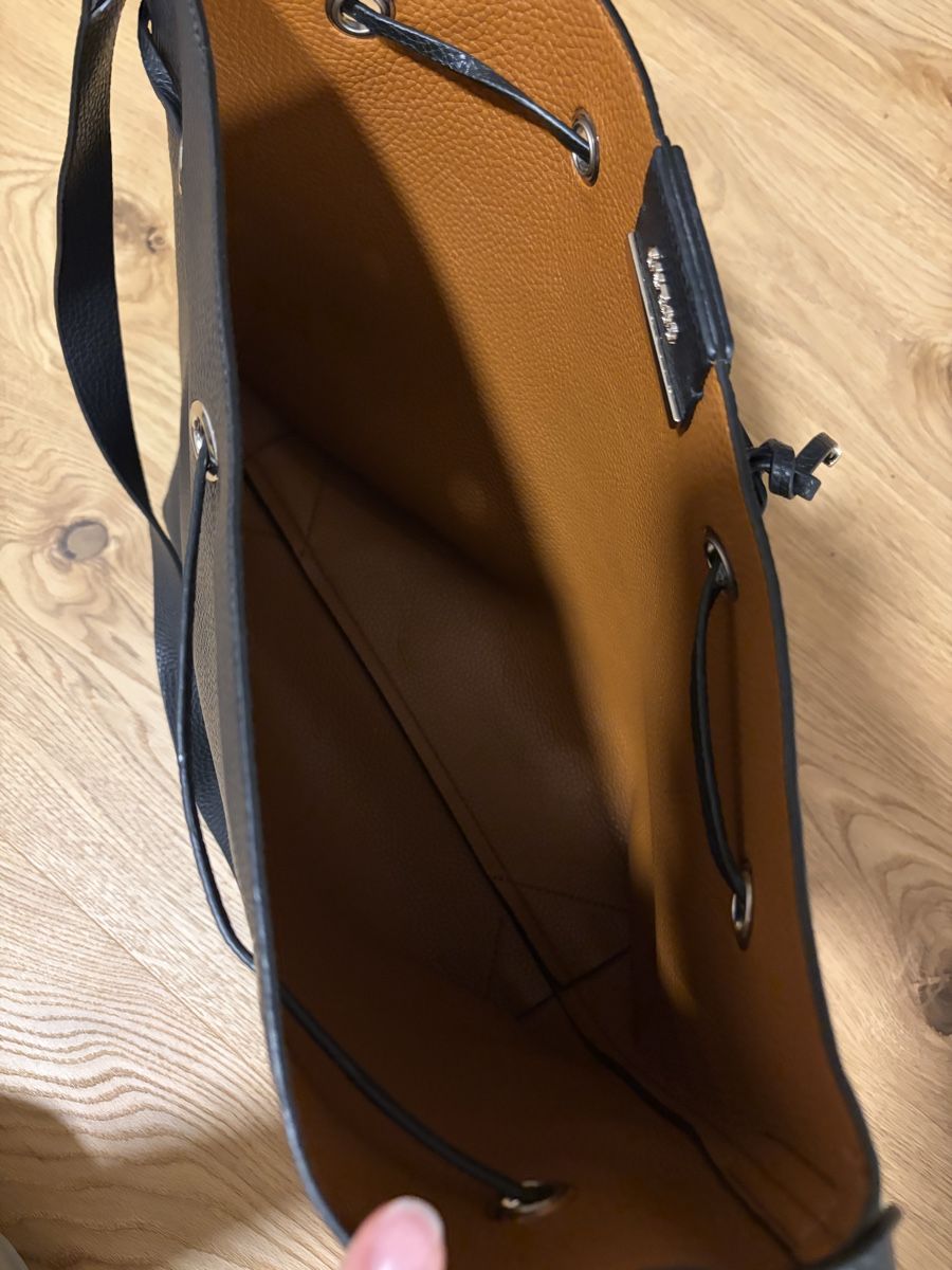 Guess Borse da donna: Guess Tasche schwarz – Usato da Davos Dorf venduto da Anna3313 2