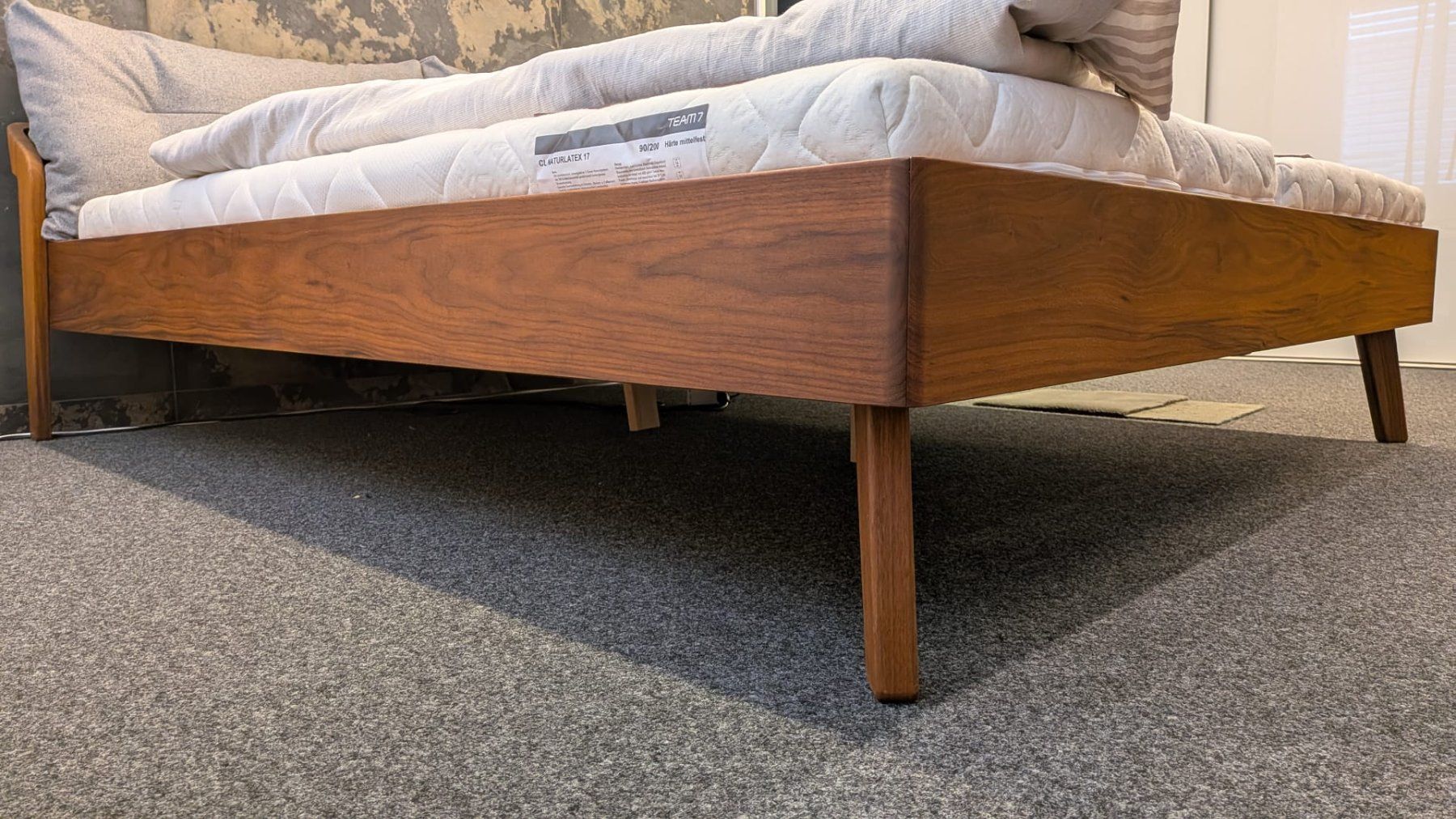 Betten: Holzmanufaktur: Bettgestell AINO XL – Neu (gemäss Beschreibung) aus Flawil von tuermlihuus_9230 2