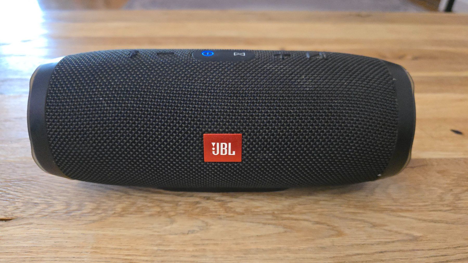 JBL Haut-parleurs: JBL CHARGE 3 top BASS – D'occasion à Wallisellen par theblacksheep 2