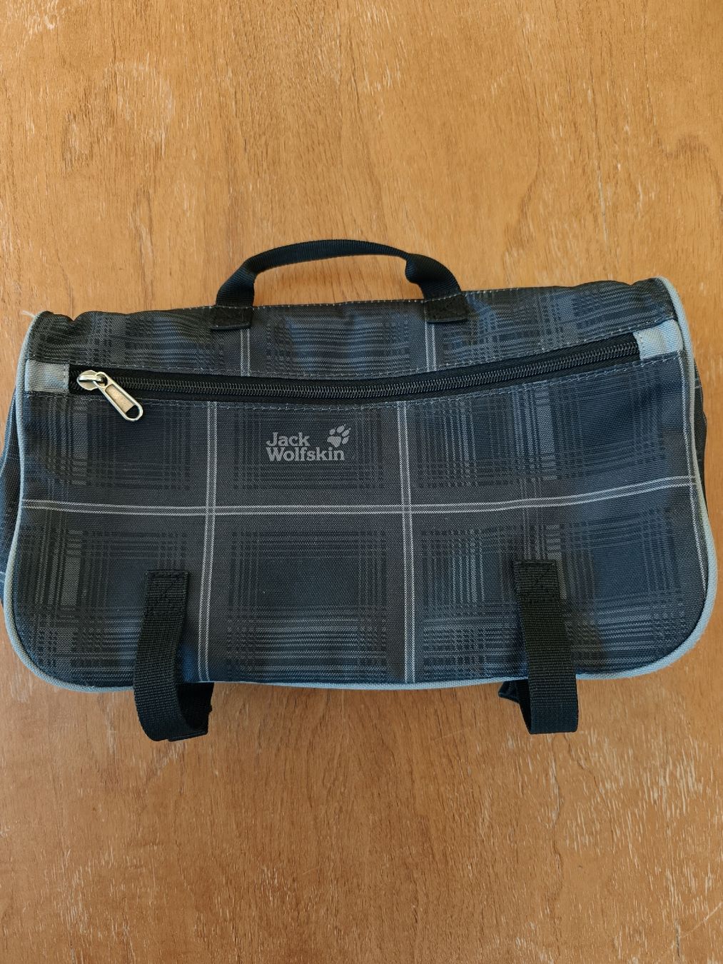 Jack Wolfskin Custodie per cosmetici: Jack Wolfskin Grande Board Kulturbeutel – Usato da Beinwil am See venduto da christeli_k 1