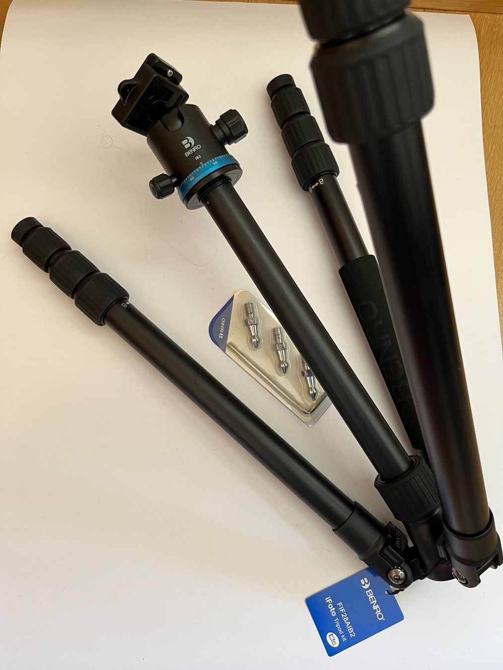 Poster & Bilder: BENRO FIF28AIB2 tripod - NEW – Neu und originalverpackt aus Pontresina von cli_g8qv 1