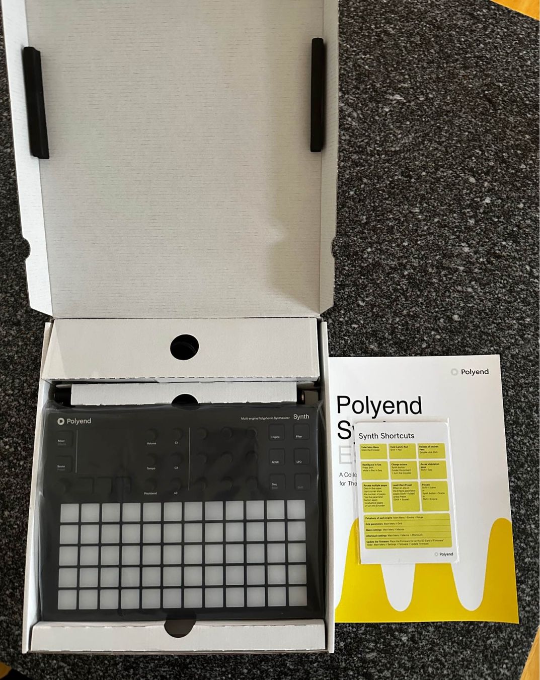 Instruments de musique: Polyend Synth Multi-engine Polyphonic Synthesizer neuwertig – Neuf (Voir description) à Spiegel b. Bern par Kono77 2