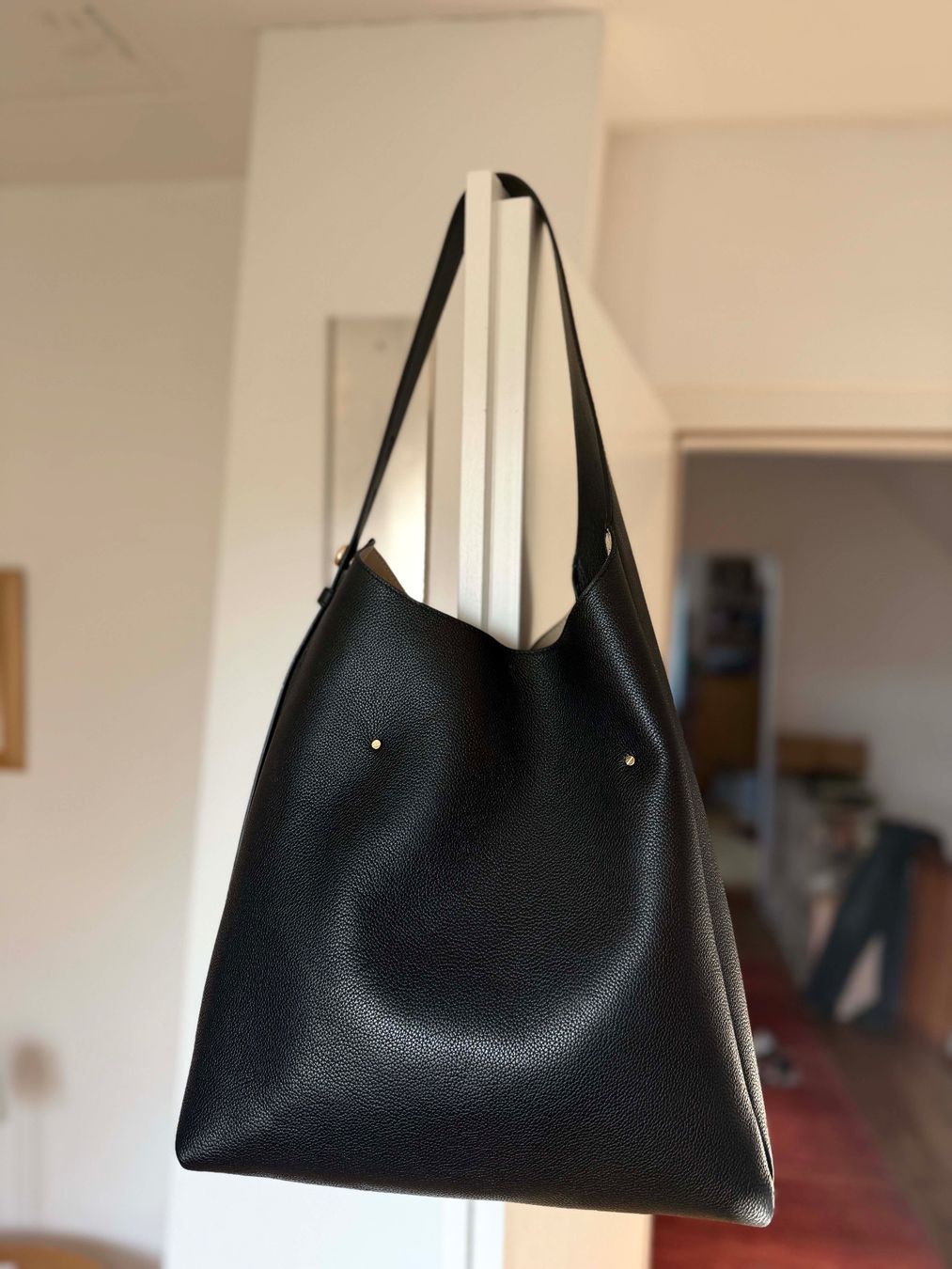 Tory Burch Borse da donna: Tory Burch Romy Hobo Tasche schwarz – Nuovo (secondo la descrizione) da Frauenfeld venduto da Scleo 1