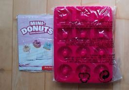 Mini Donuts mit 2er Backform aus Silikon und Rezeptbuch