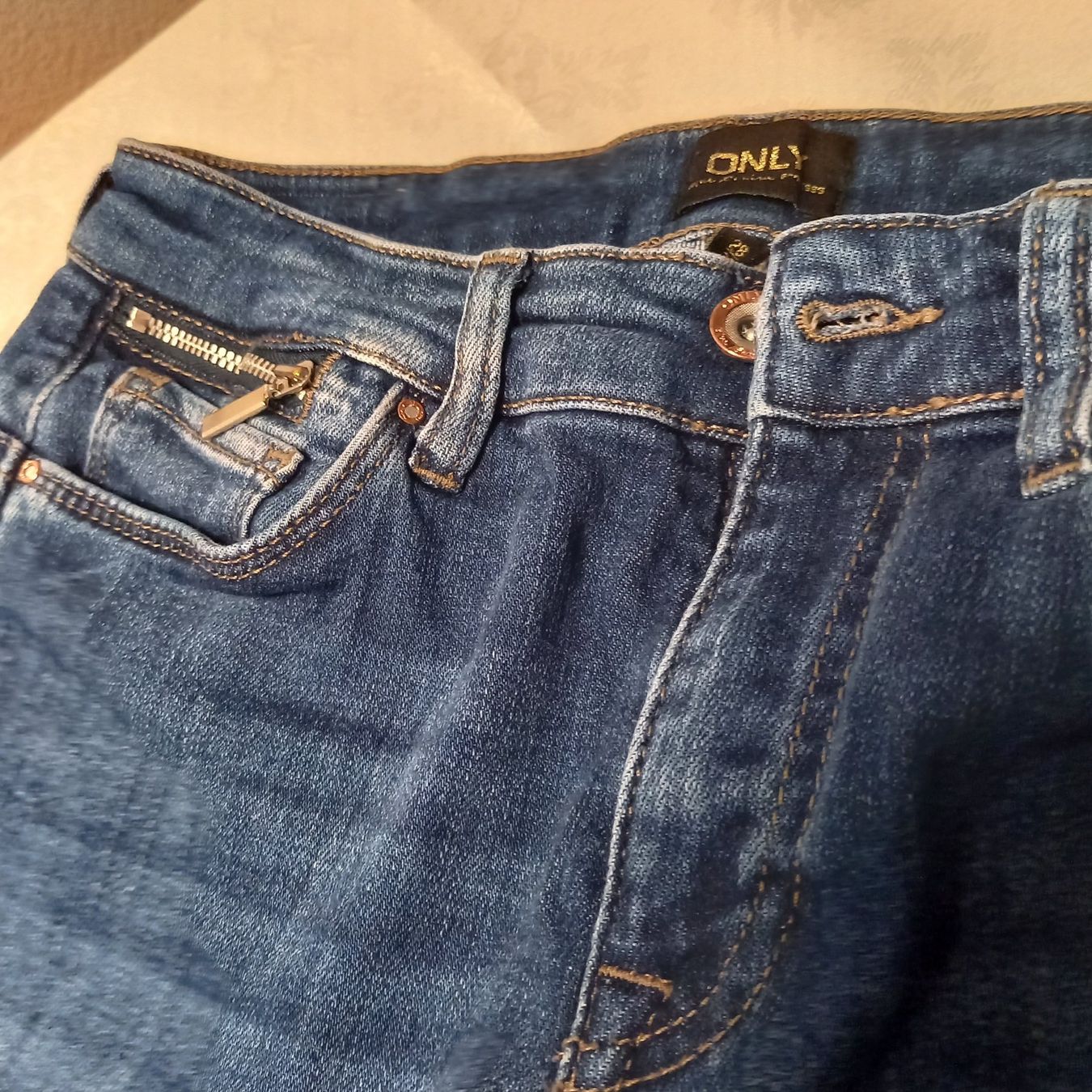 Only Jeans: blaue Only Jeans Gr 28/32 – Usato da Brüttisellen venduto da kikaninchen79 3