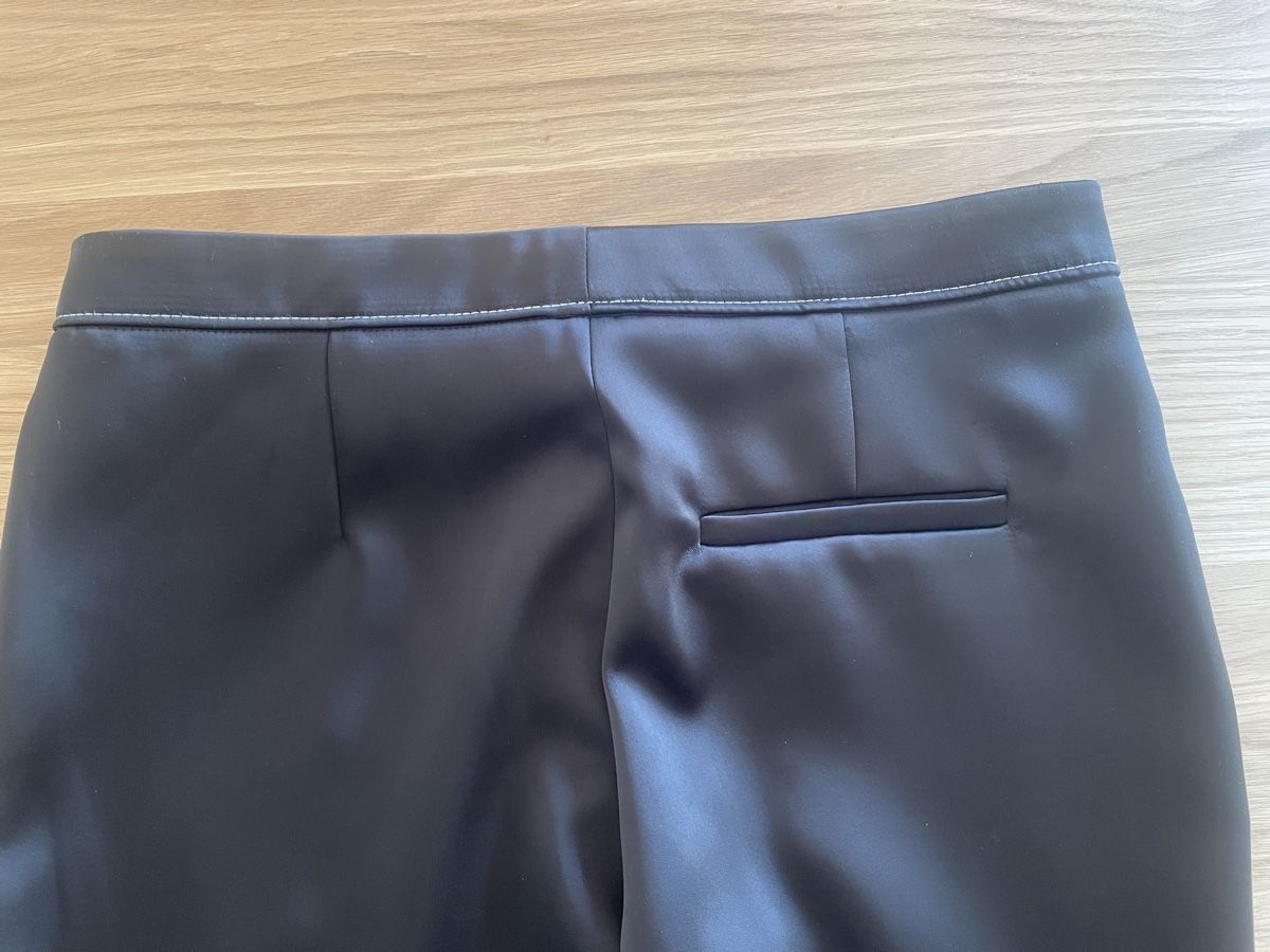Zara Hosen: Elegante Hose im Satinlook – Gebraucht aus Zürich von pgr_9pzn 5