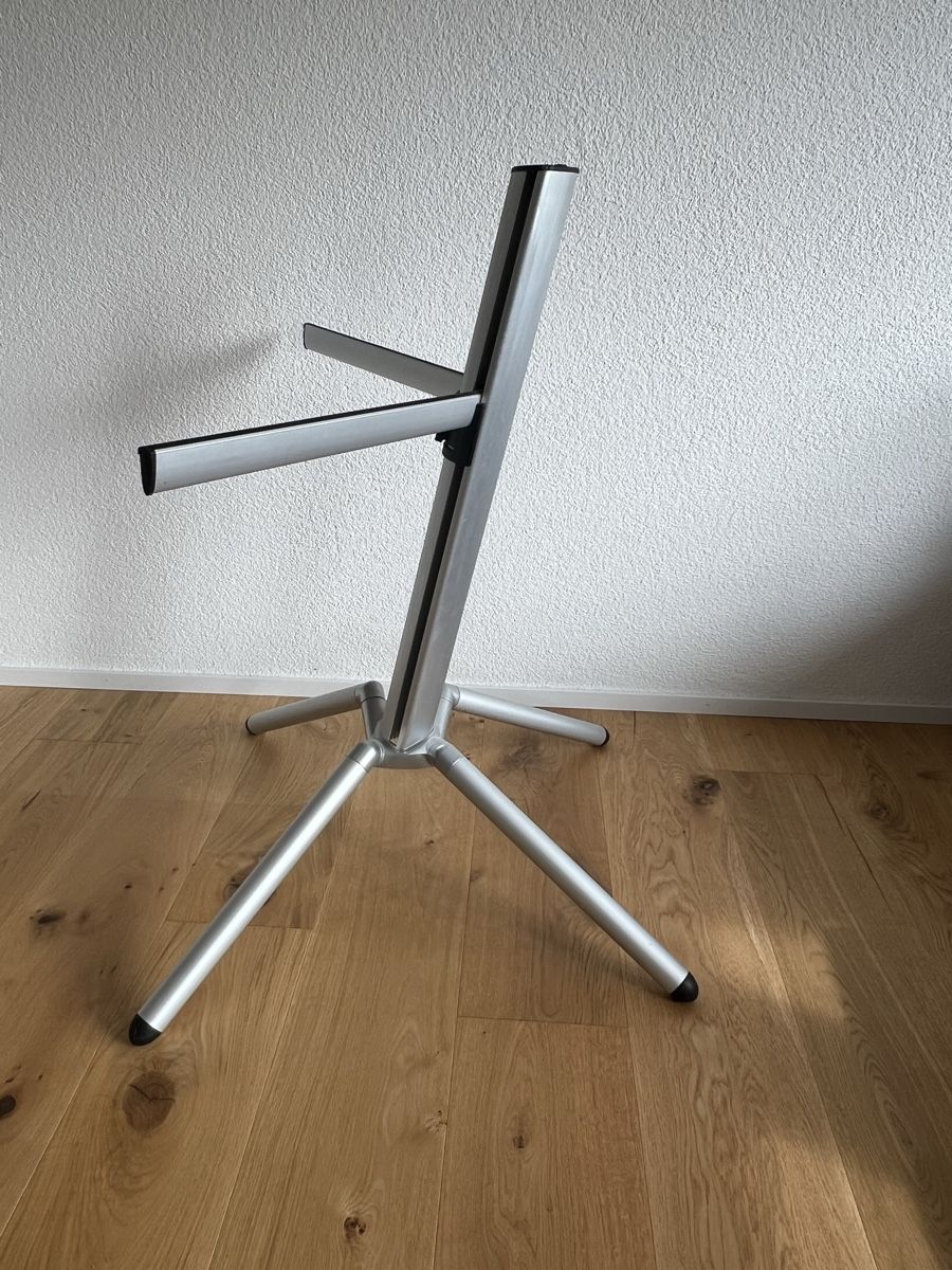 König & Meyer Supporti per strumenti musicali & leggii: K&M Spider Keyboardständer – Usato da Merenschwand venduto da top_nx6b 1