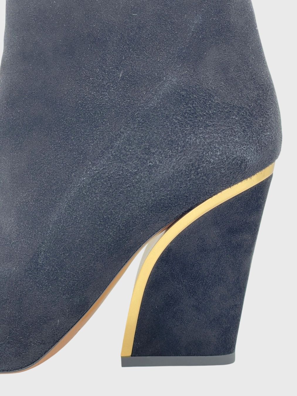 Chloé Scarpe da donna: Chloé Beckie Suede Ankle Boot EU 39.5 Schwarz – Nuovo (secondo la descrizione) da Zürich venduto da shoe_shop 4