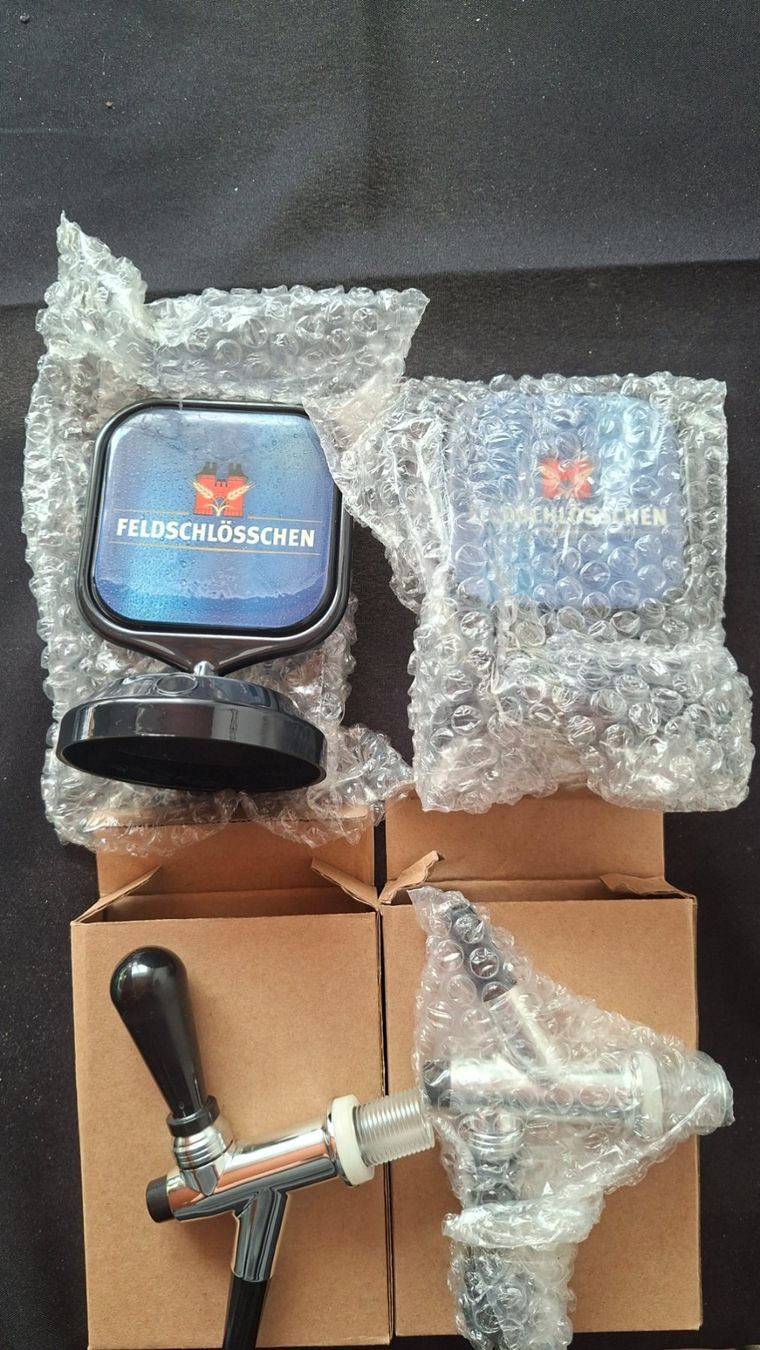 Feldschlösschen Gläser: Biertower Feldschlösschen 3L Neu – Neu und originalverpackt aus Goldau von Sarantantan 3
