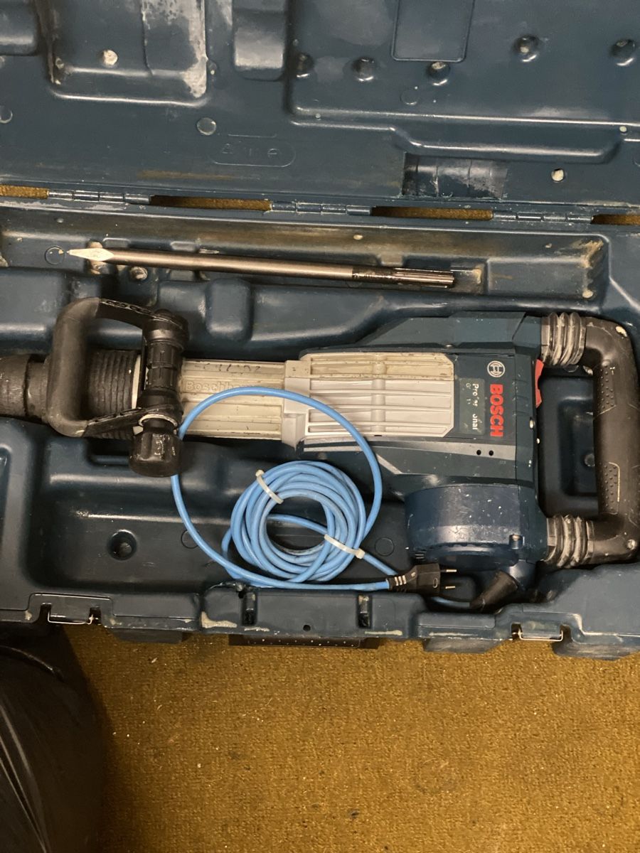 Bosch Trapani: Bosch GSH 11 VC – Usato da Zürich venduto da Sumac007 5