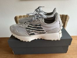 New Balance 327, Gr. 39, Grau/Zebra, Top Zustand!