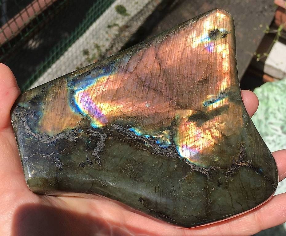 Minerali & Pietre curative: labradorite forme libre polie, 982gr – Usato da Vevey venduto da zabounetta 3