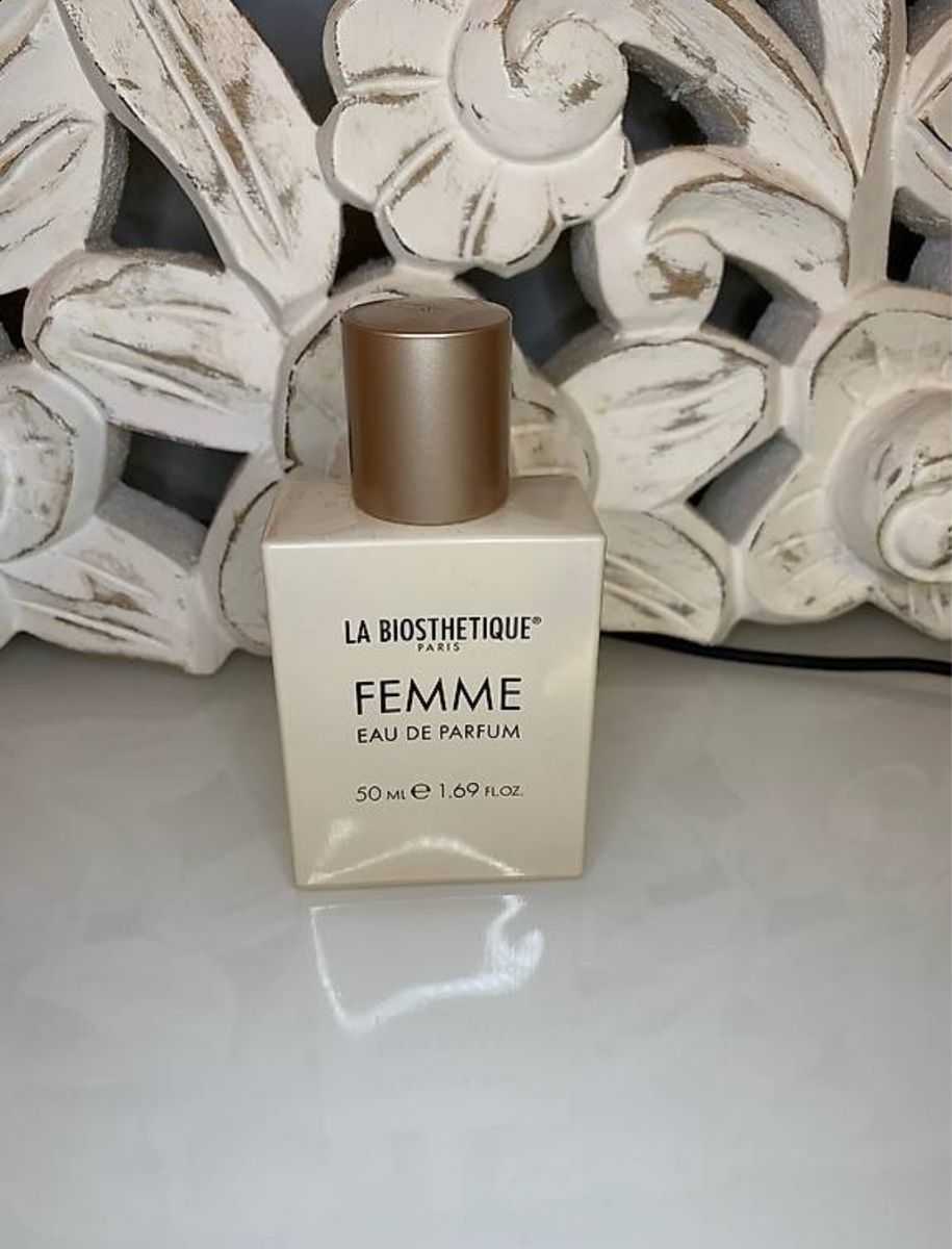 Parfums & Eau de Toilette: Parfüm New – Neuf (Voir description) à Zürich par Privat4444