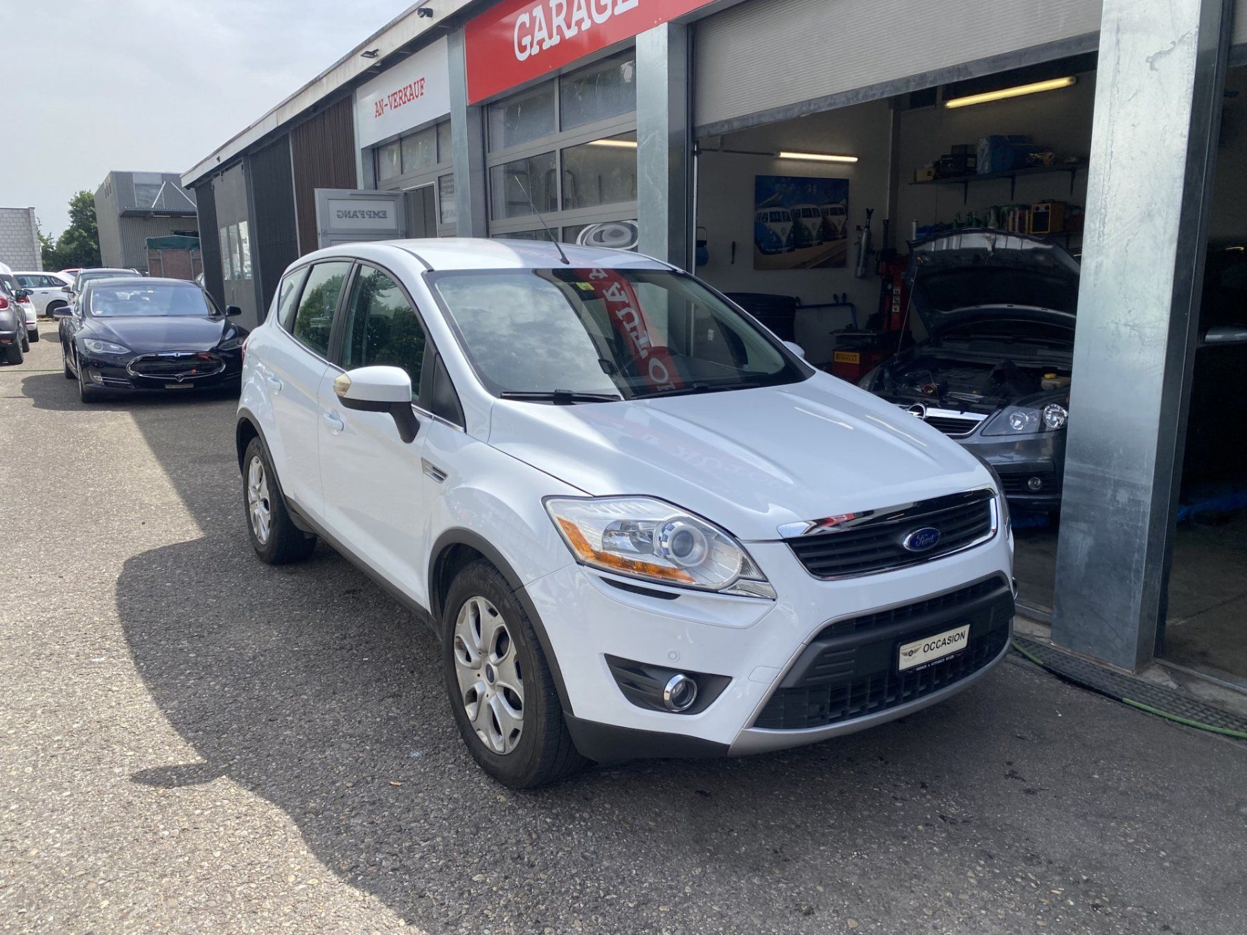 Ford Automobili: Ford Kuga 2.0 TDCi Carving 4WD PowerShift – Usato da Biel/Bienne venduto da AS24 2