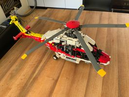 LEGO Helikopter Airbus L 42145
