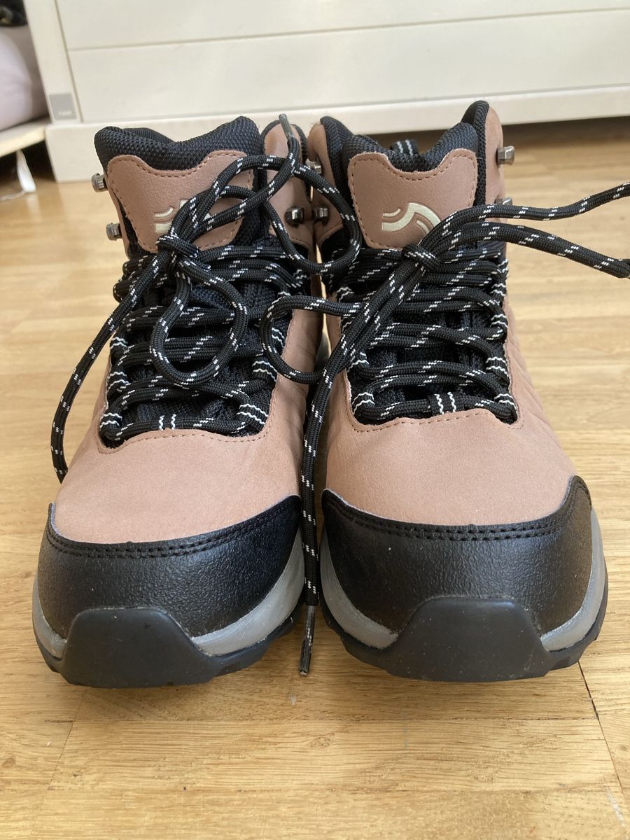 Chaussures hommes: Wanderschuhe von Crivit in Grösse 38 – D'occasion à Zürich par Retrogirl