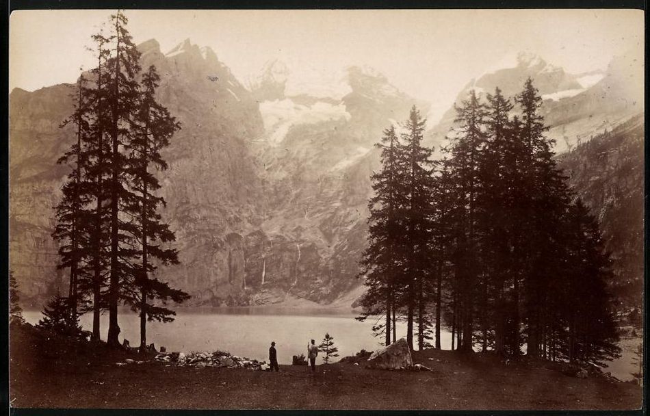 Fotografie & Manifesti: Fotografie Kandersteg, Blick auf den Oes – Usato da Berlin venduto da bartko-reher