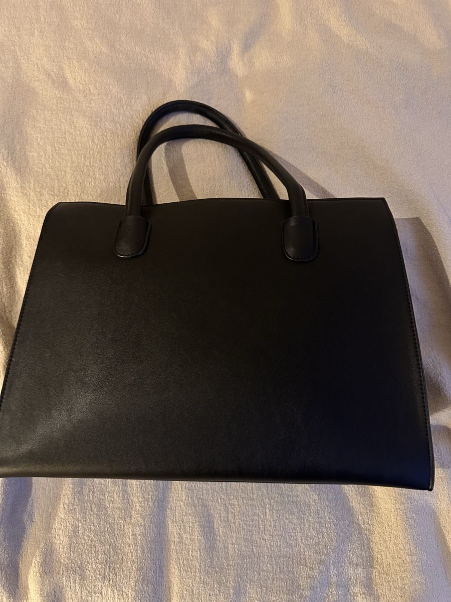 Sacs femmes: Schwarze Tasche – D'occasion à Zürich par sin_q2m2 1