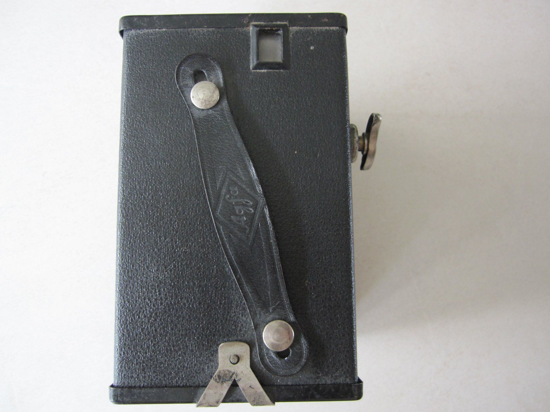 Agfa Fotocamera: Vintage AGFA-BOX No 44, Boxkamera – Usato da Horgen venduto da sarahbuechler01 2