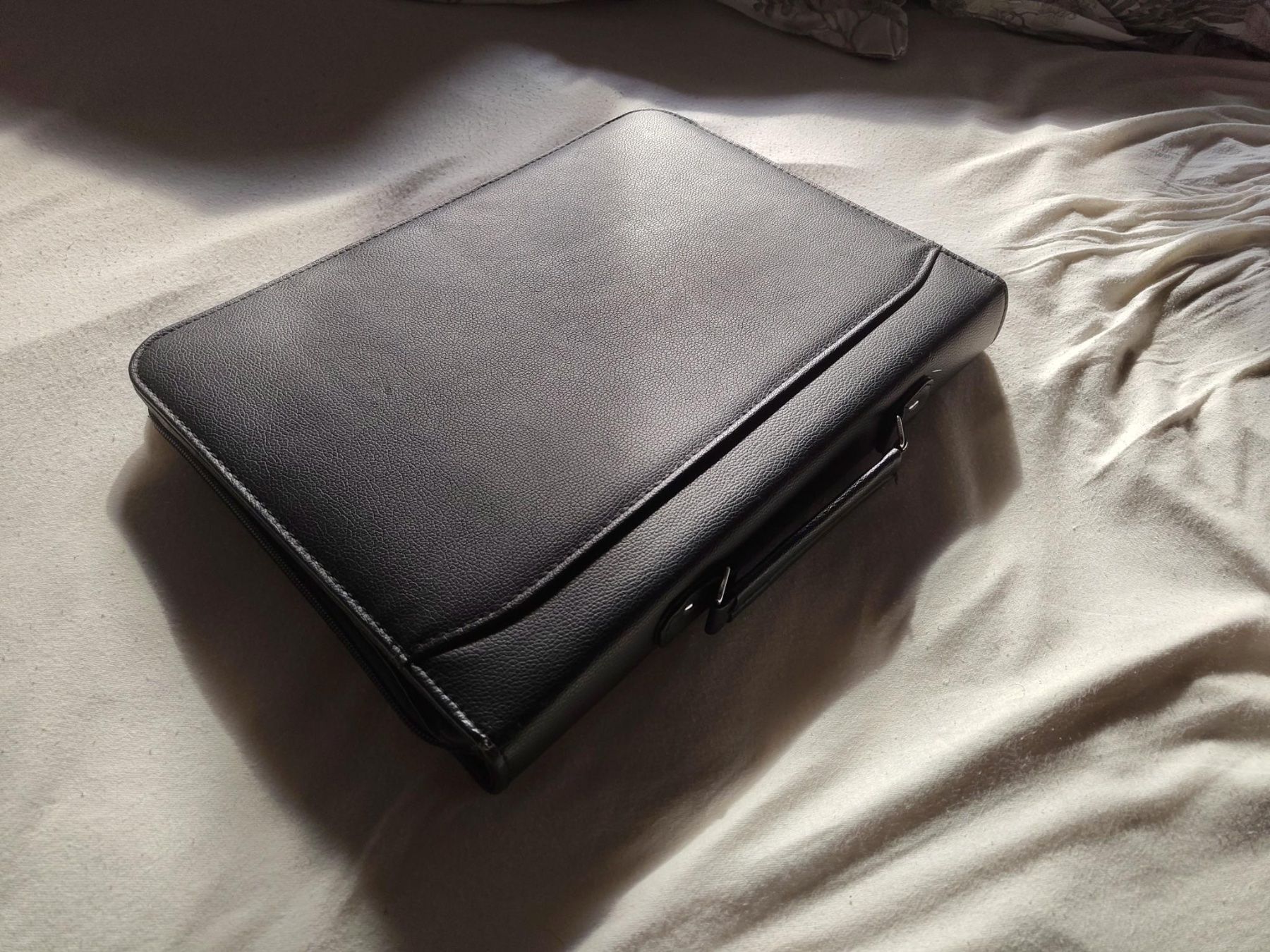 Valigie & Borse: Faux-leather document folder / conference portfolio – Usato da Capolago venduto da Bomberz 3