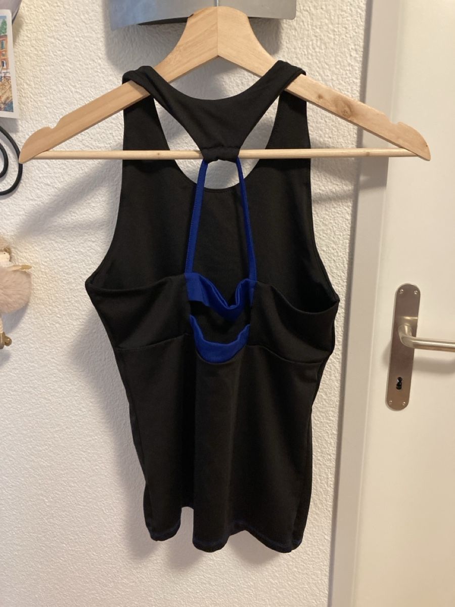 C&A Tops: Sport Top neuwertig – Gebraucht aus Urtenen-Schönbühl von alessibas 1